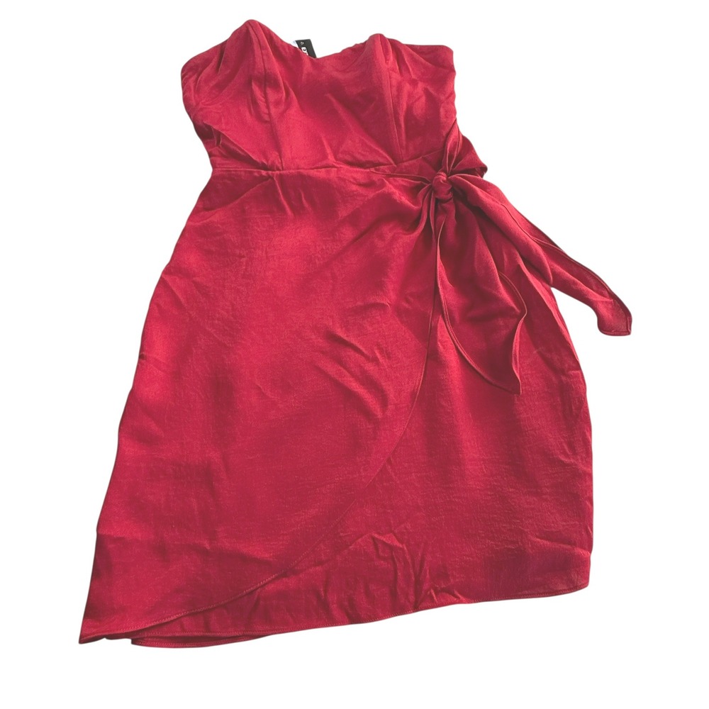 EXPRESS Red Strapless Sweetheart Neckline Ruched Detail Mini Dress Size 2